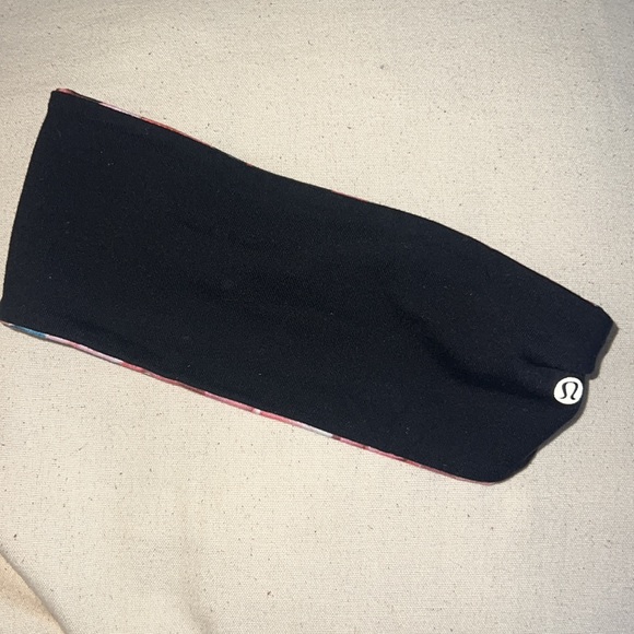 Floral Lululemon reversible headband - Picture 3 of 4